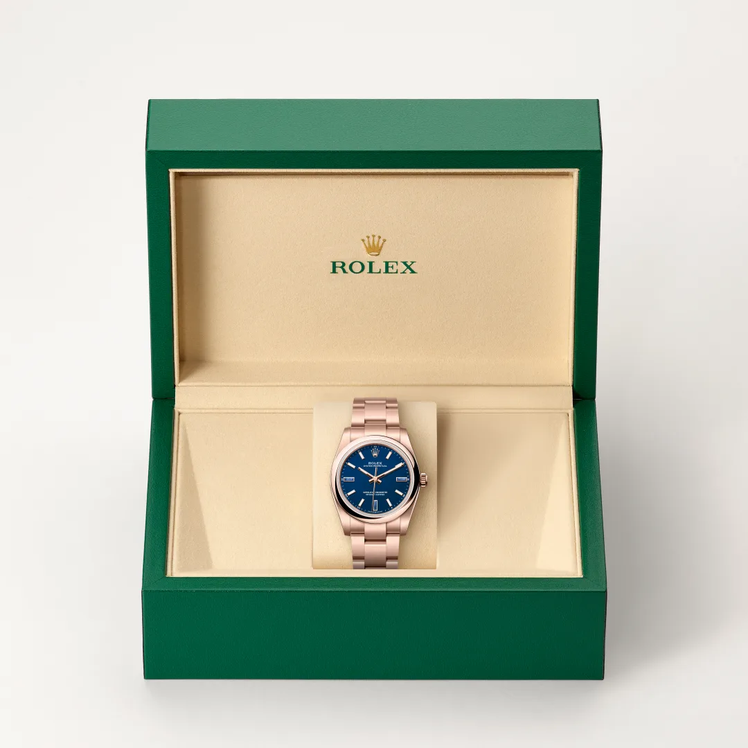Rolex Oyster Perpetual 34 18 ct Everose gold, M124205-0002 | Chow