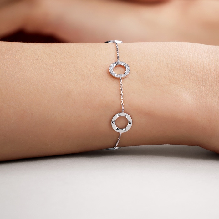 18K White Gold Bracelet | Chow Sang Sang Jewellery | 93061B - 2