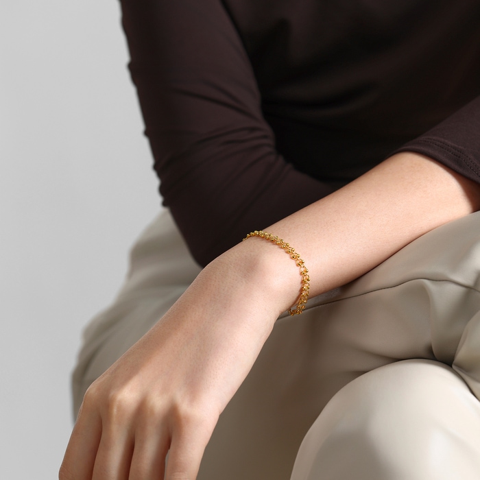 Solid Gold Bracelet | Chow Sang Sang Jewellery | Essence | 95482B - 3