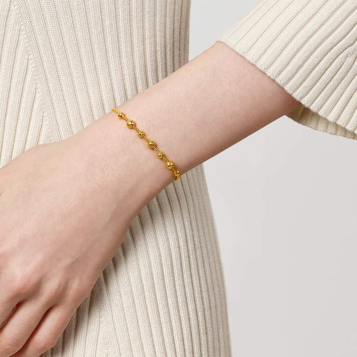 Solid Gold Bracelet | Chow Sang Sang Jewellery | Essence | 95711B - 2