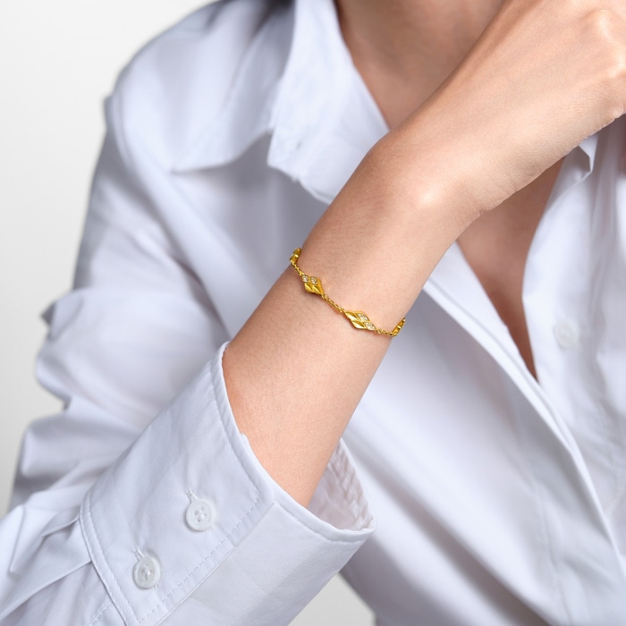 Solid Gold Bracelet | Chow Sang Sang Jewellery | YuYu | 96220B - 3