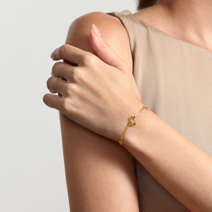 Solid Gold Bracelet | Chow Sang Sang Jewellery | Essence | 96249B - 2