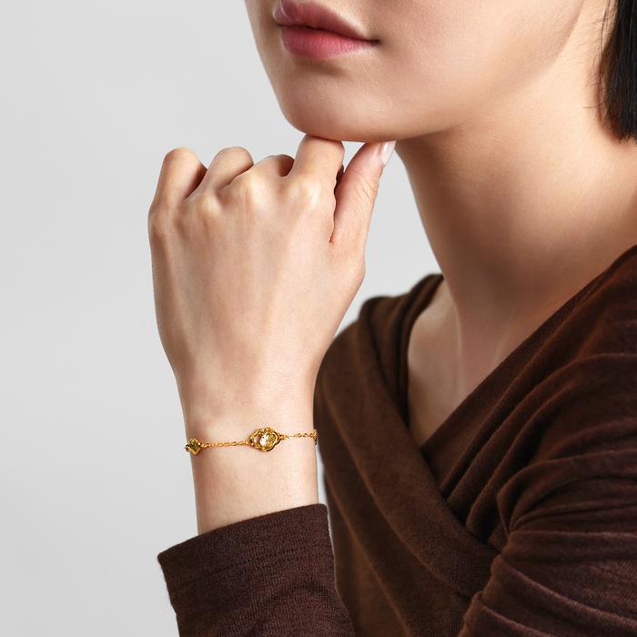 Solid Gold Bracelet | Chow Sang Sang Jewellery | Essence | 96250B - 2