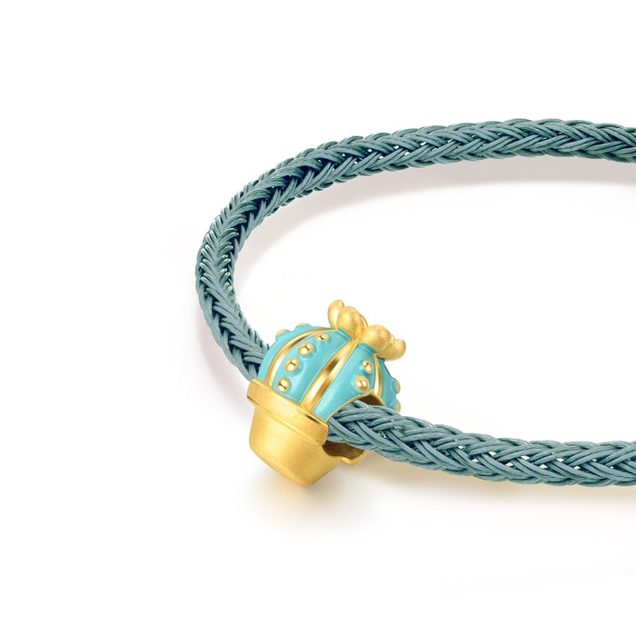 Solid Gold Charm | Chow Sang Sang Jewellery | Charme | 91617C - 5