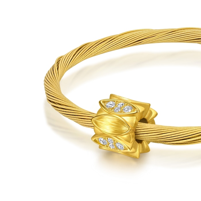 Solid Gold Charm | Chow Sang Sang Jewellery | Charme | 95691C - 5