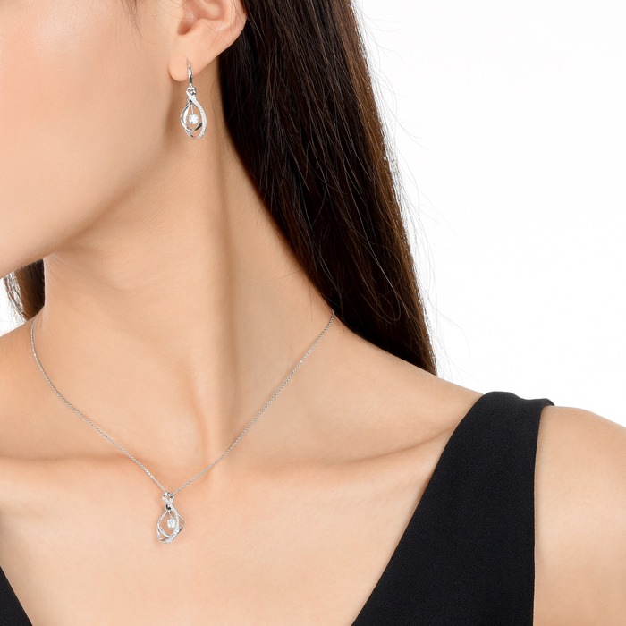 18K白色黄金 耳環 | 周生生珠寶 | Diamond in Motion 「炫動鑽飾」 | 82922E - 3