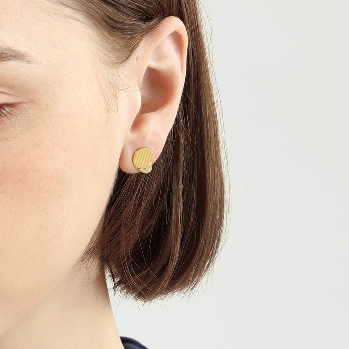 Solid Gold Earring | Chow Sang Sang Jewellery | Essence | 93904E - 2