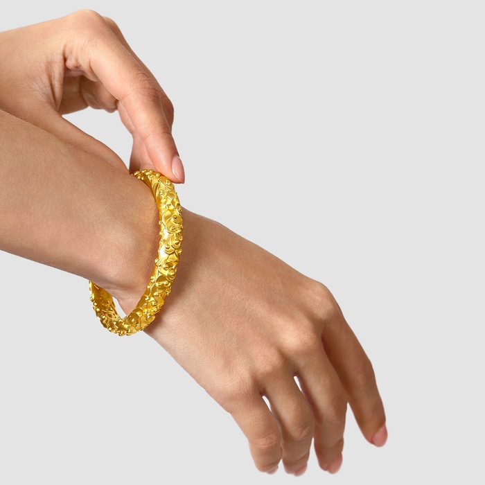 Solid Gold Bangle | Chow Sang Sang Jewellery | Cultural Blessings | 90646K - 2
