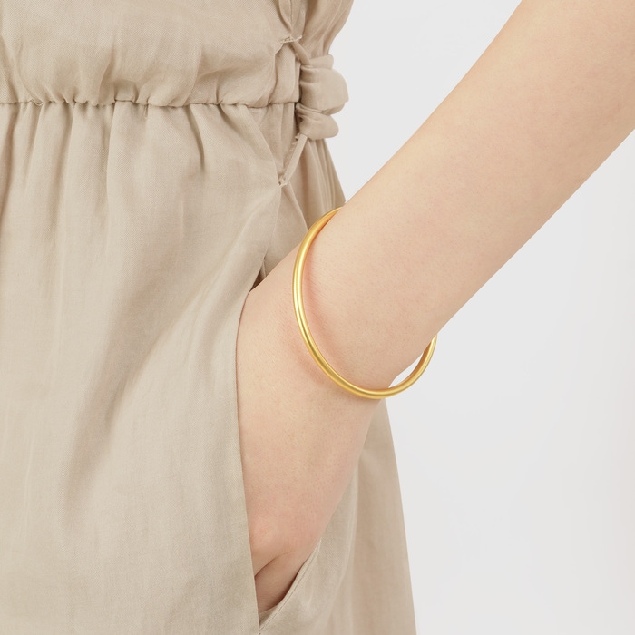Solid Gold Bangle | Chow Sang Sang Jewellery | Cultural Blessings | 92289K - 2