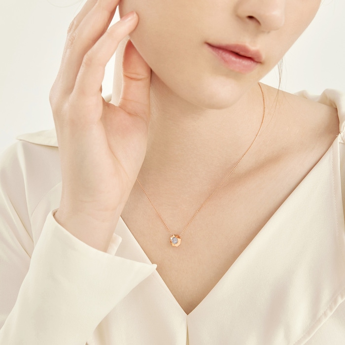 18K White & Rose Gold Necklace | Chow Sang Sang Jewellery | Daily Luxe | 93022N - 2