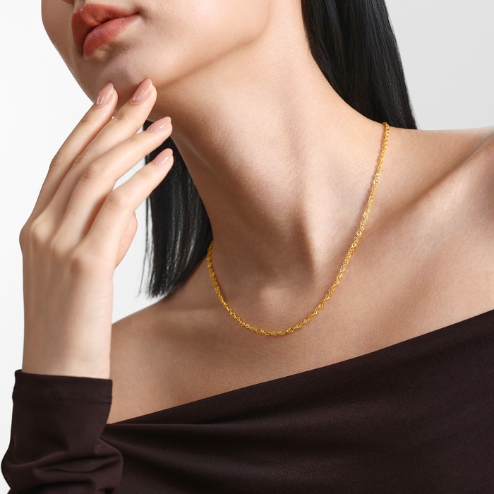 Solid Gold Necklace | Chow Sang Sang Jewellery | Essence | 95874N - 3
