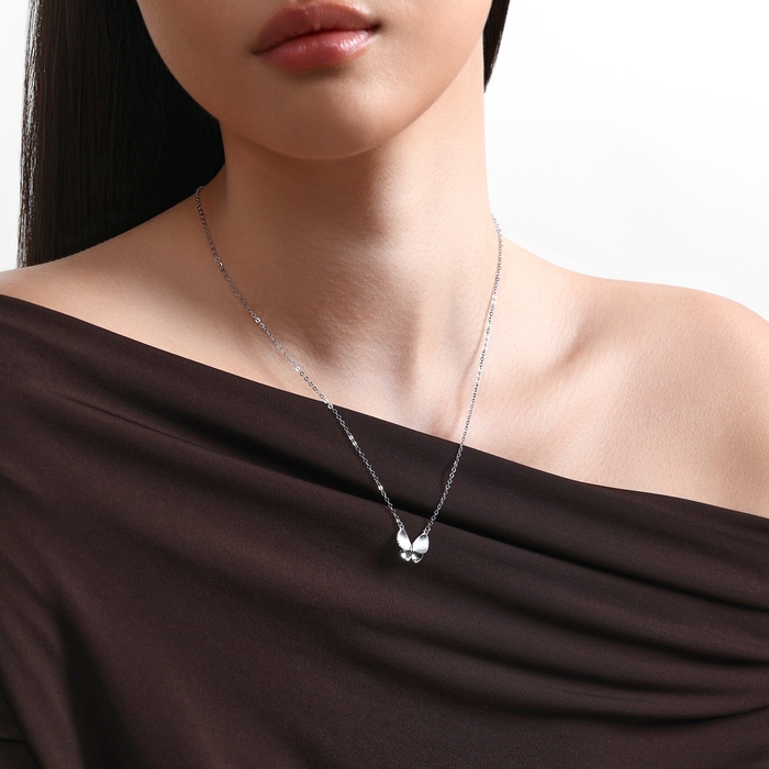 950 Platinum Necklace | Chow Sang Sang Jewellery | Essence | 96396N - 3