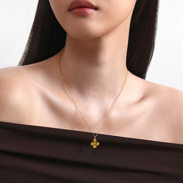 Solid Gold Necklace | Chow Sang Sang Jewellery | Essence | 96505N - 3