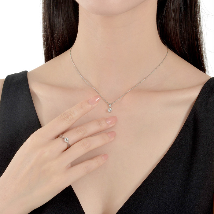 900 Platinum Pendant | Chow Sang Sang Jewellery | 79427P - 3