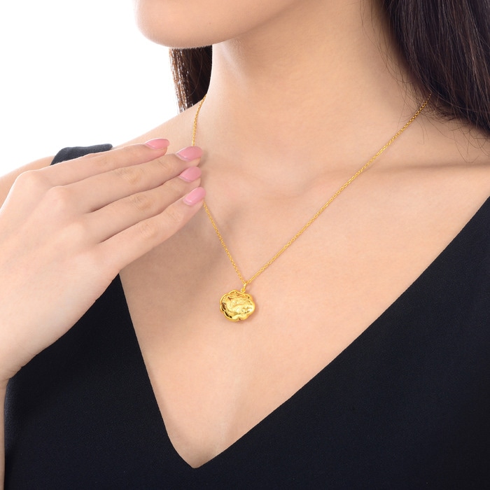 Solid Gold Pendant | Chow Sang Sang Jewellery | Chinese Gifting Collection | 82020P - 3