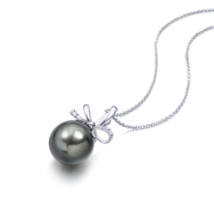 18K White Gold Pendant | Chow Sang Sang Jewellery | 82467P - 2