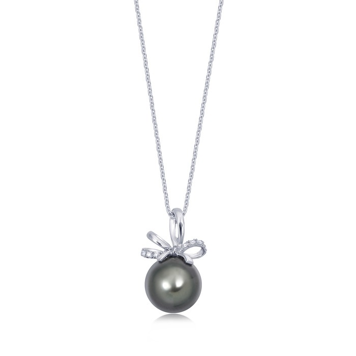 18K White Gold Pendant | Chow Sang Sang Jewellery | 82467P - 1