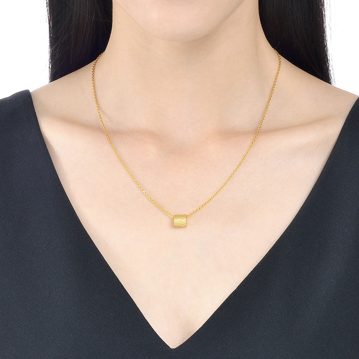 Solid Gold Pendant | Chow Sang Sang Jewellery | Daily Luxe | 84796P - 2