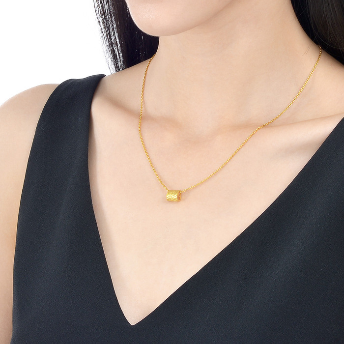Solid Gold Pendant | Chow Sang Sang Jewellery | Daily Luxe | 84796P - 3