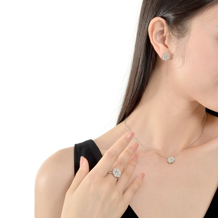 18K White Gold Pendant | Chow Sang Sang Jewellery | Diamond Symphony | 85701P - 3