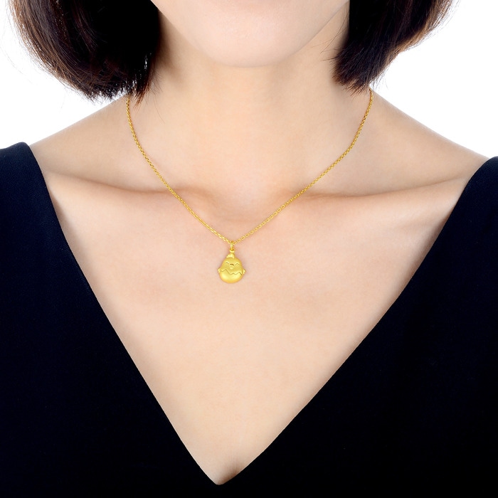 Solid Gold Pendant | Chow Sang Sang Jewellery | PetChat | 89286P - 2