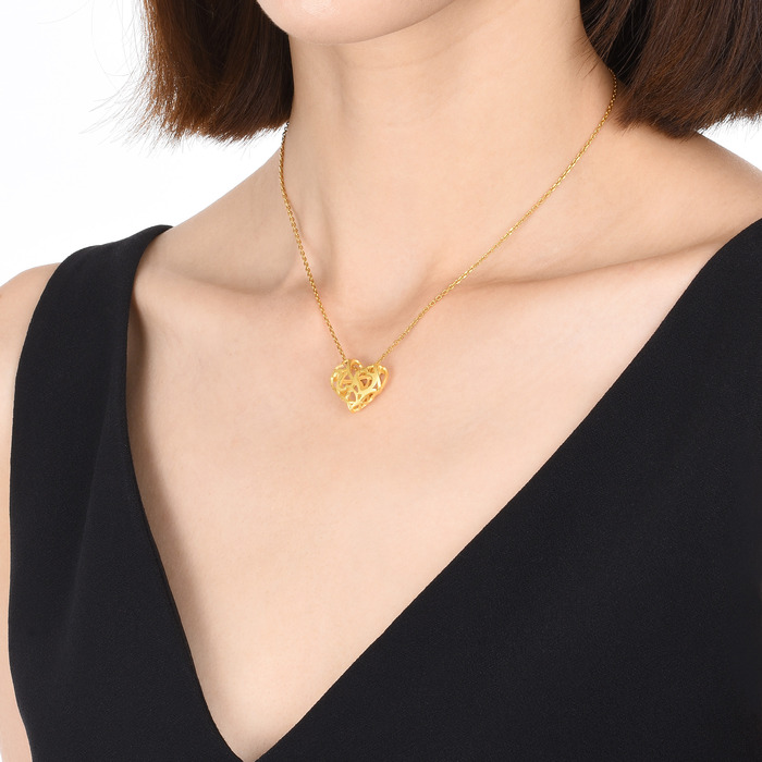Loving Hearts - 999.9 Gold Pendant | 89602P(~0.107 tael) | Chow