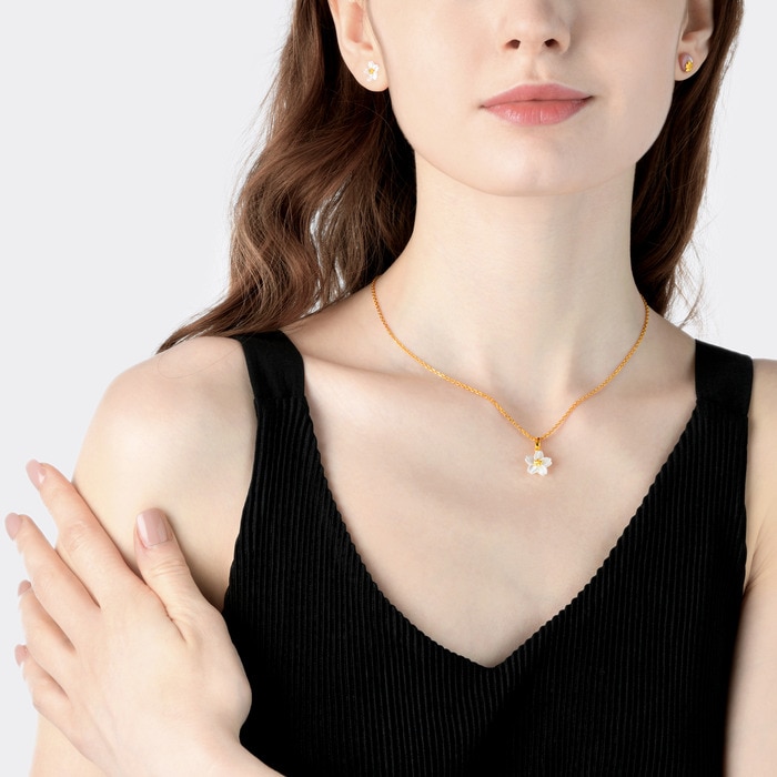 Solid Gold Pendant | Chow Sang Sang Jewellery | Daily Luxe | 90322P - 4