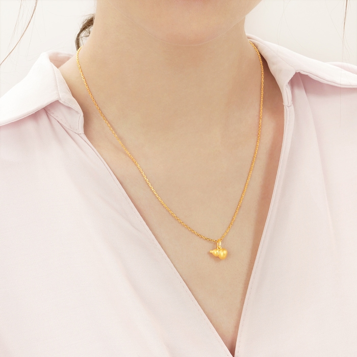 Solid Gold Pendant | Chow Sang Sang Jewellery | Cultural Blessings | 92039P - 2