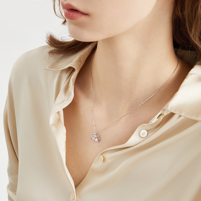 900 Platinum Pendant | Chow Sang Sang Jewellery | Daily Luxe | 92213P - 3