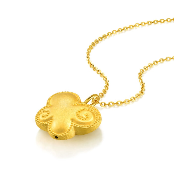  CHOW SANG SANG Cultural Blessings Daily Bliss 999.9 - Aretes  colgantes de oro macizo de 24 quilates con forma de madre de perla para  mujer 92352E : Ropa, Zapatos y Joyería
