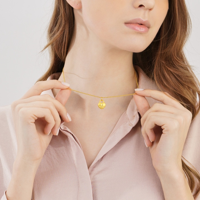Solid Gold Pendant | Chow Sang Sang Jewellery | Love Decode | 92648P - 3