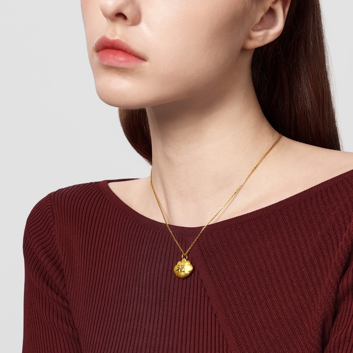 Solid Gold Pendant | Chow Sang Sang Jewellery | Chinese Gifting Collection | 95494P - 3