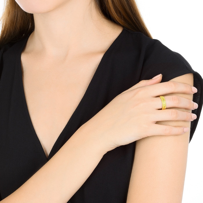 Solid Gold Ring | Chow Sang Sang Jewellery | Chinese Wedding Collection | 09149R - 3