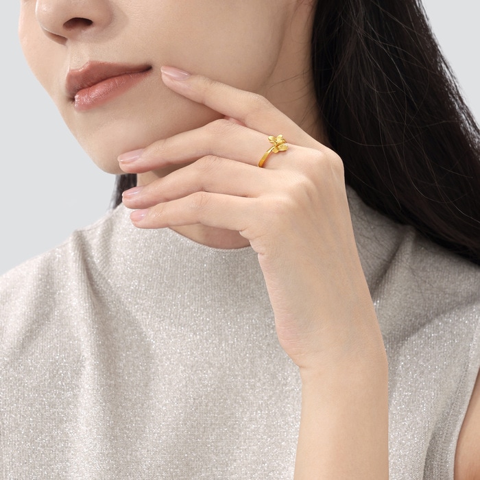 Solid Gold Ring | Chow Sang Sang Jewellery | Essence | 21696R - 3