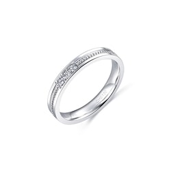 'Majesty' 950 Platinum Diamond Ring