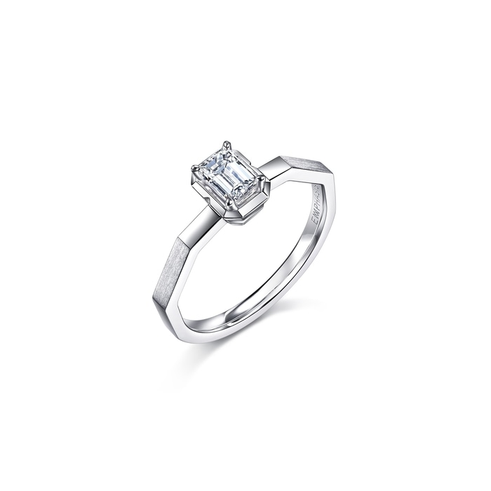 18K White Gold Ring | Chow Sang Sang Jewellery | 94532R - 1