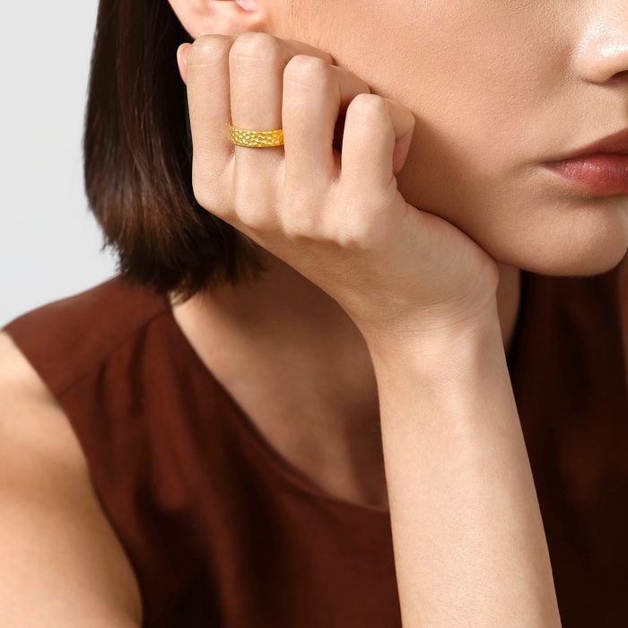 Solid Gold Ring | Chow Sang Sang Jewellery | Essence | 94850R - 2