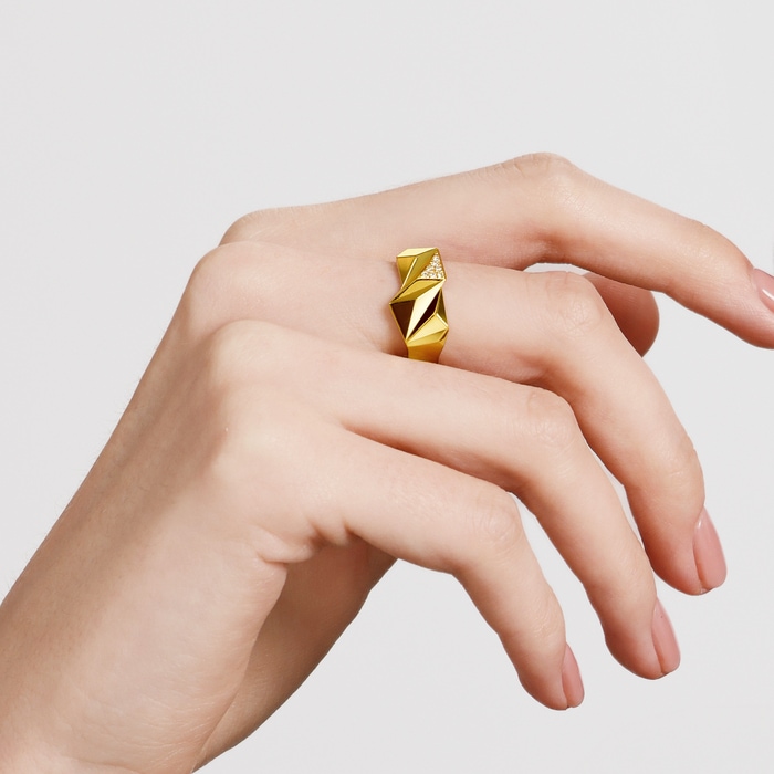 Solid Gold Ring | Chow Sang Sang Jewellery | 95097R - 2