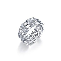 18K White Gold Diamond Ring