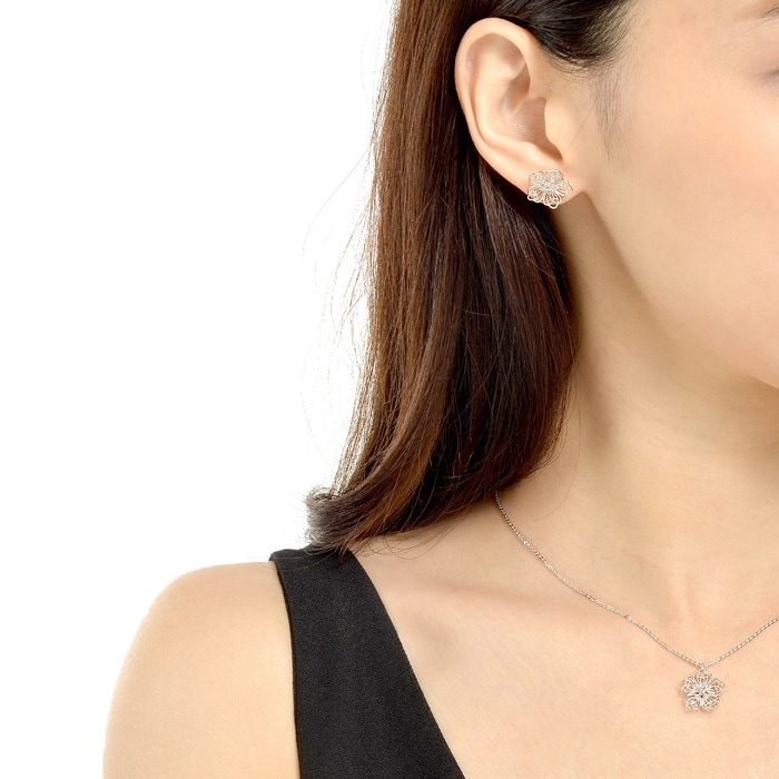 950 Platinum Earring | Chow Sang Sang Jewellery | Lace | 85091E - 3